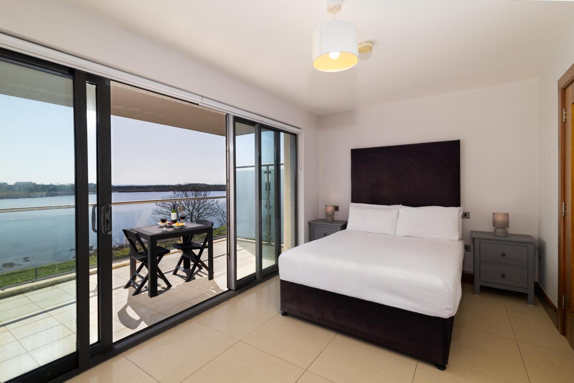 Tur An Tsaile - Galway Lakeside Apartments 외부 사진