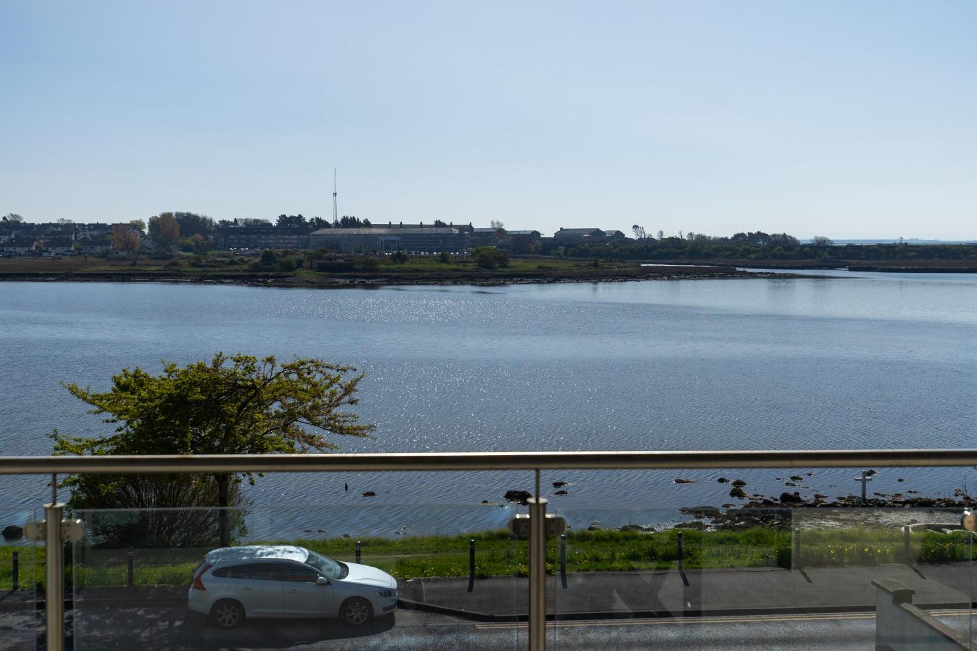 Tur An Tsaile - Galway Lakeside Apartments 외부 사진